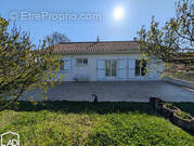 Maison à PAMPROUX