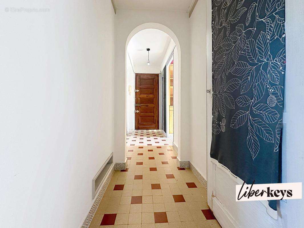 A vendre - Appartement  trois pièces avec fort potentiel – 22 bis Avenue de Brogny,  74000 Annecy - photo 16