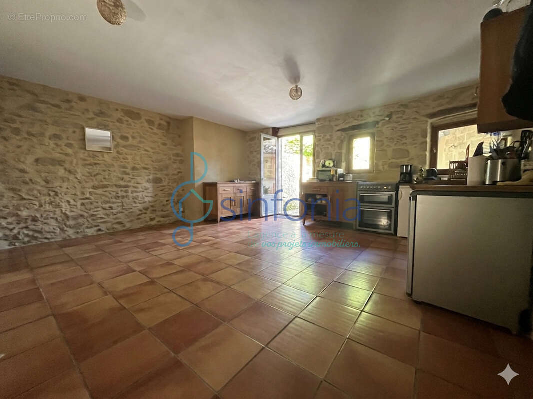 Maison à UZES