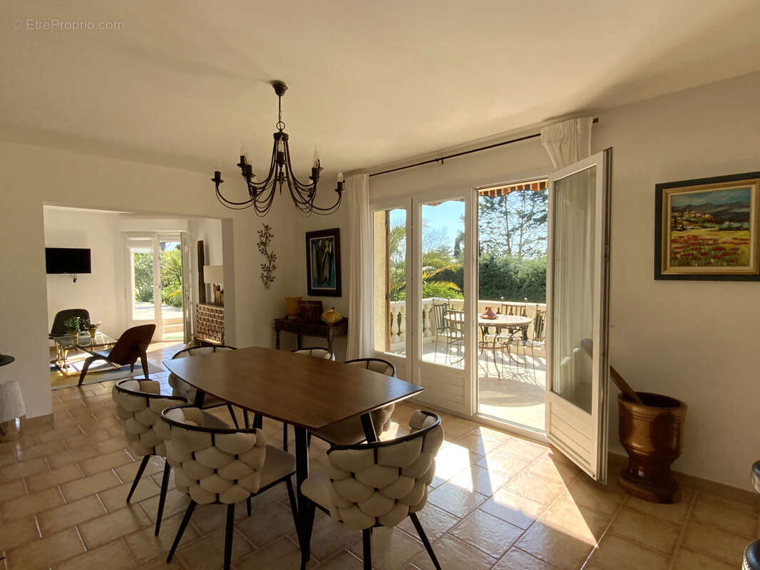 Villa avec vue montagne et piscine - photo 3