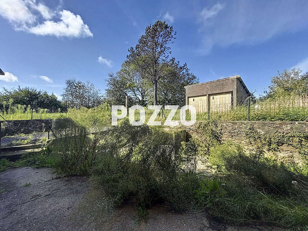 Maison à SAINT-SAUVEUR-LENDELIN