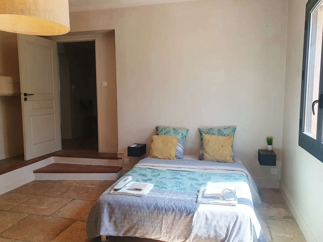 Maison à LA LONDE-LES-MAURES