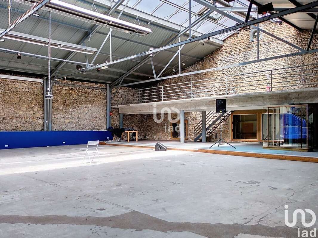 Photo 2 - Commerce à GIEN