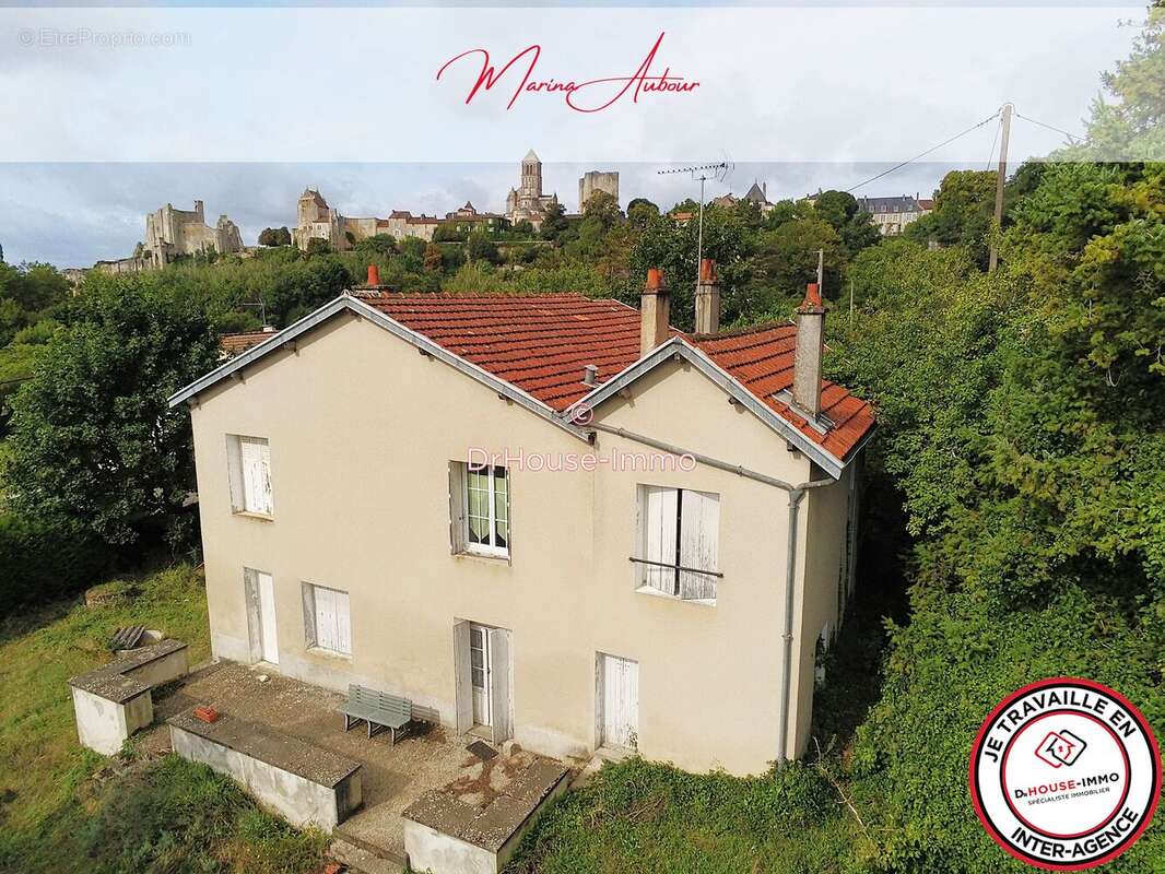 Maison à CHAUVIGNY
