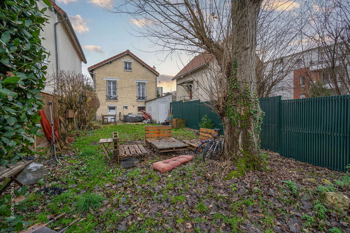 Maison à VILLIERS-SUR-MARNE