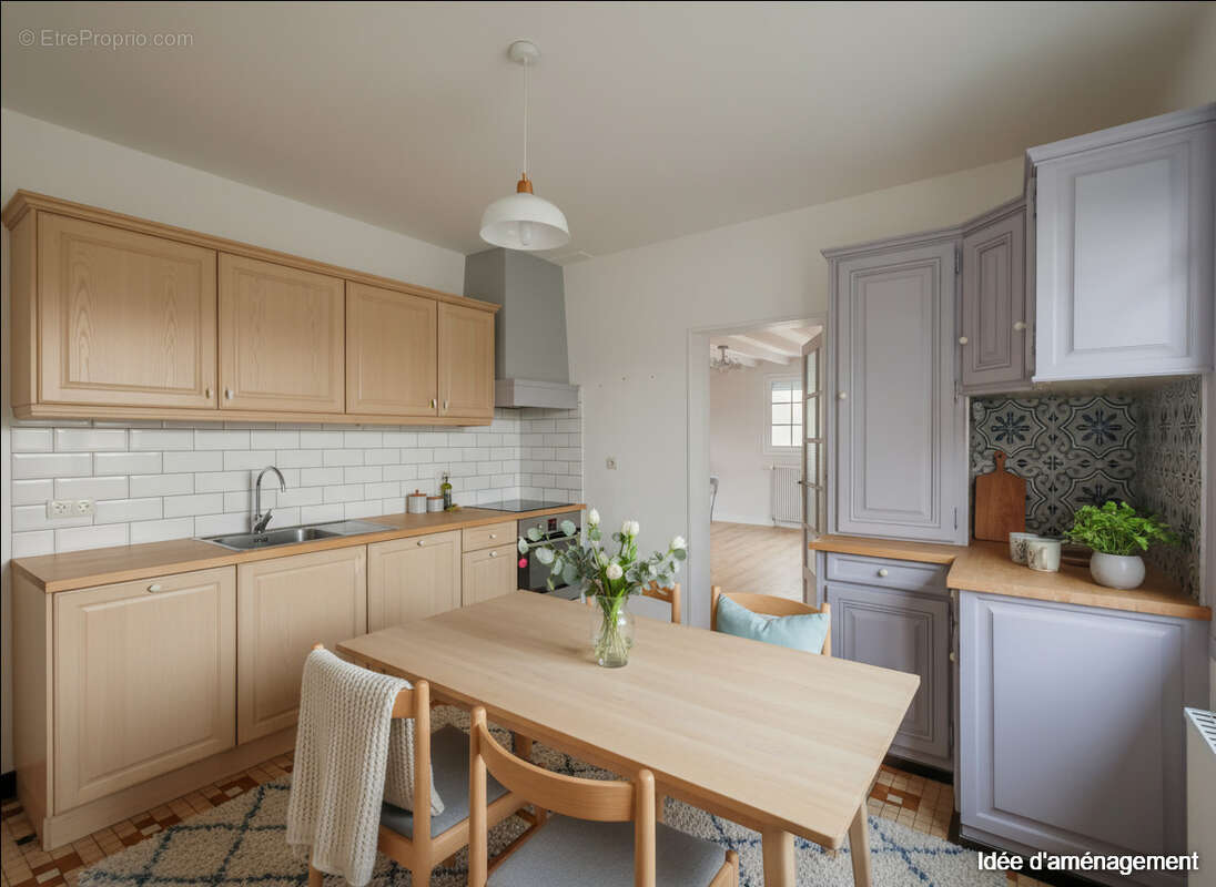 Maison à LA ROUXIERE