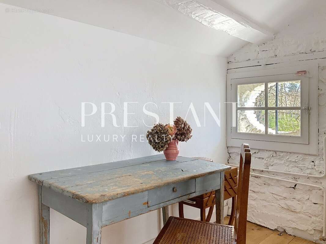 Maison à SAINT-LAURENT-DE-GOSSE