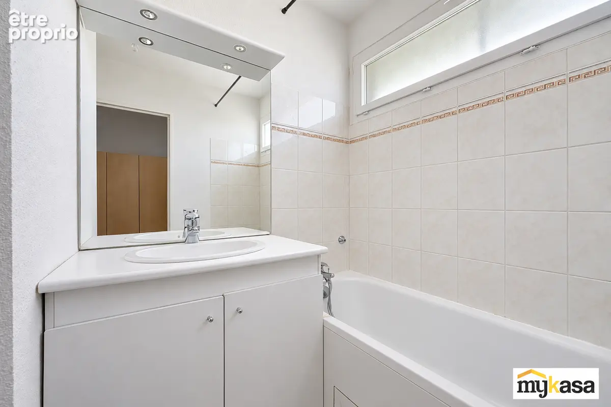 Appartement T2 Port Saint Louis Du Rhone 2 pièce(s) 50.20 m2 - photo 8