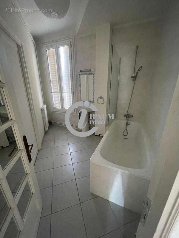 Appartement à ASNIERES-SUR-SEINE