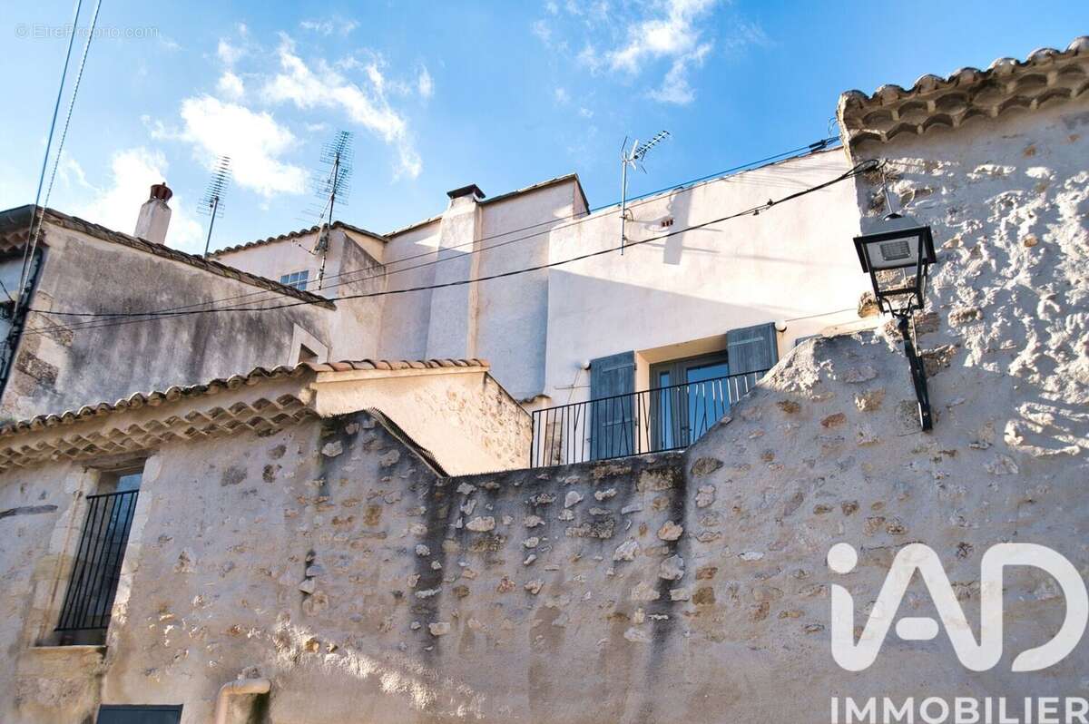 Photo 6 - Appartement à ROCHEFORT-DU-GARD