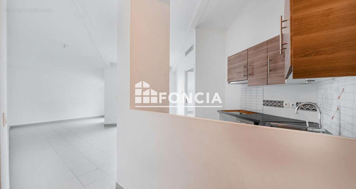 Appartement à SALON-DE-PROVENCE