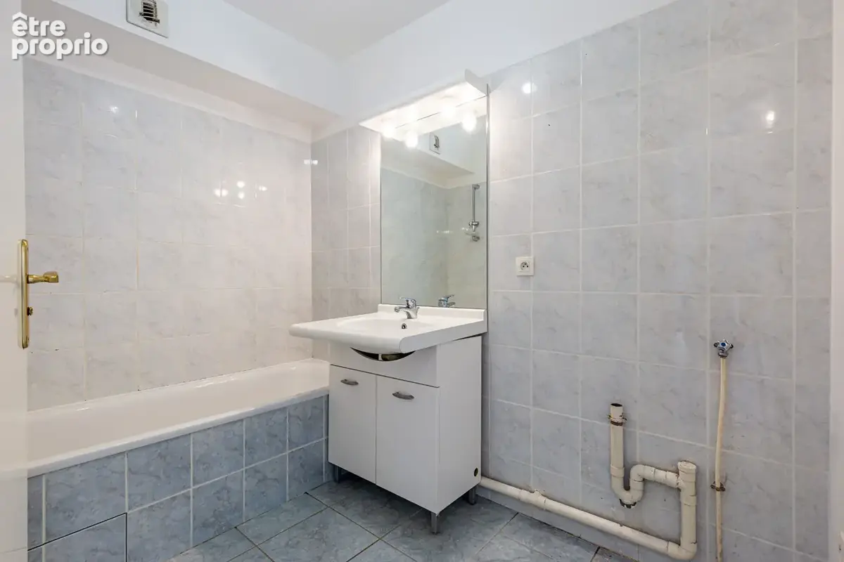 Agence immobiliere laforet - exclusivité - "camomille" - annecy le vieux - appartement t2 - 47,50m² - balcon - cave - dpe c - photo 6