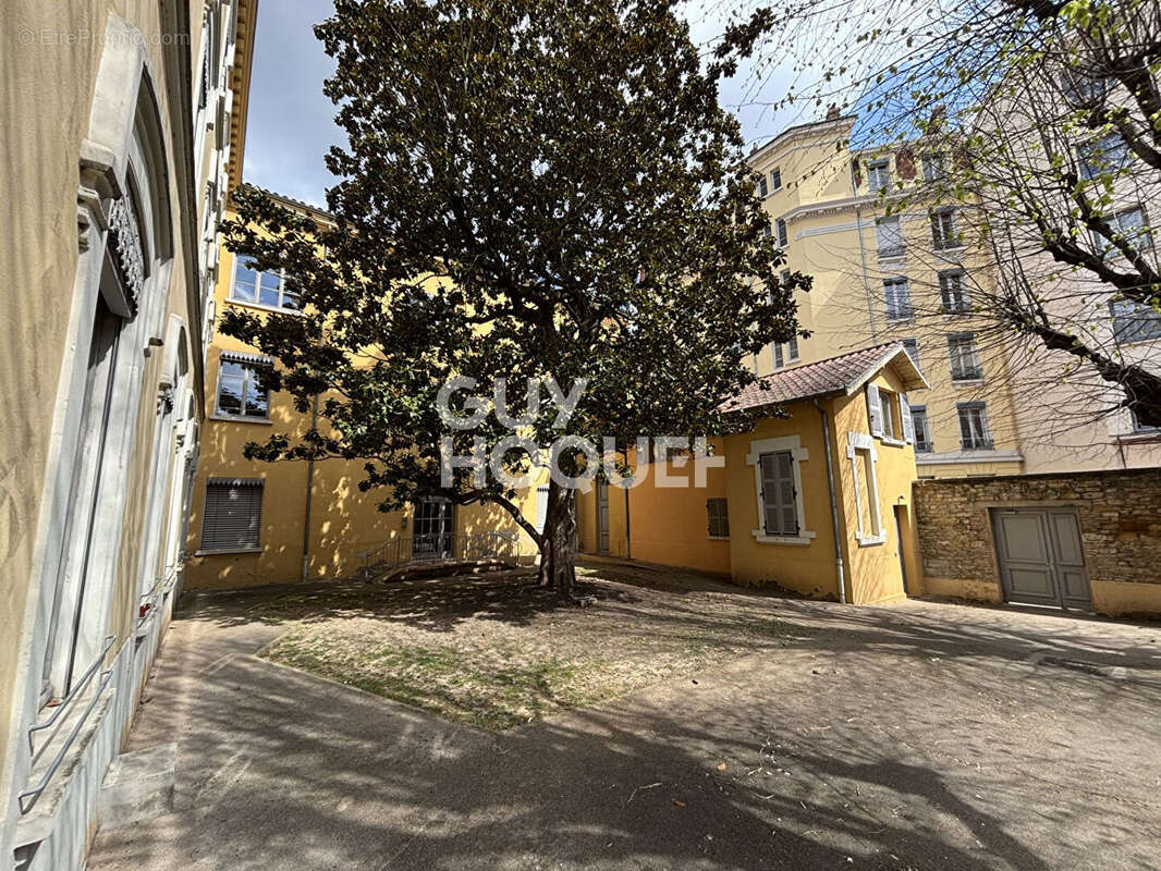 Appartement à LYON-4E