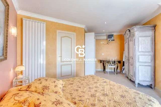 Maison à LES ISSAMBRES