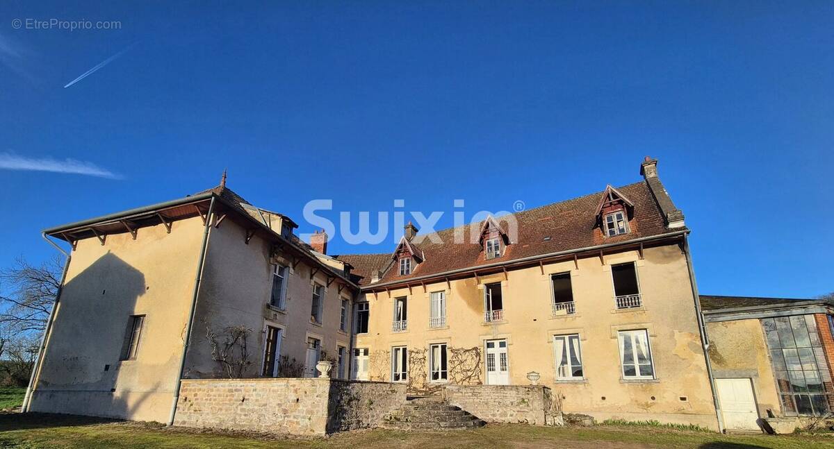 Maison à MHERE