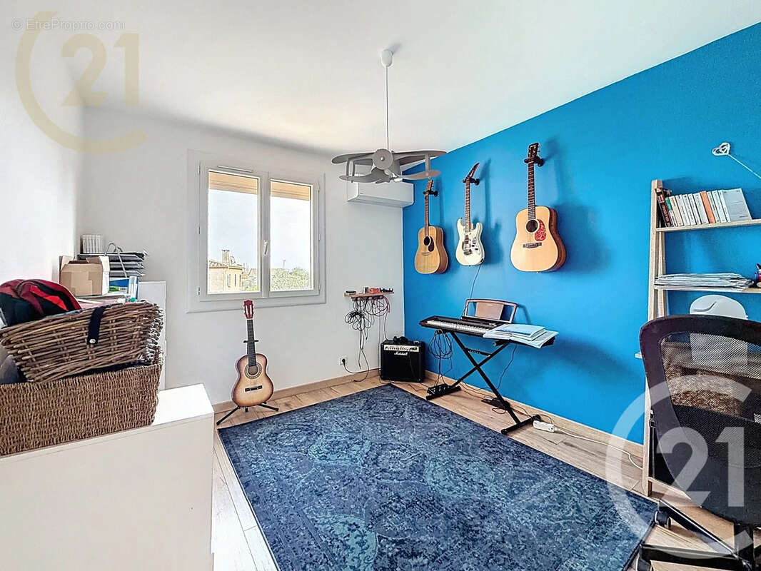 Maison à VILLENEUVE-LES-MAGUELONE