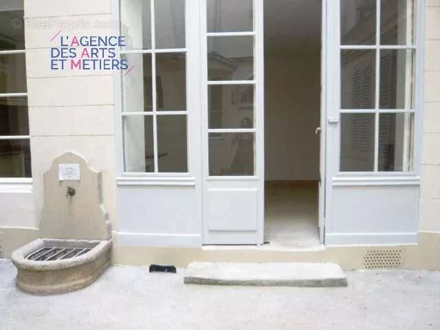 Appartement à PARIS-3E