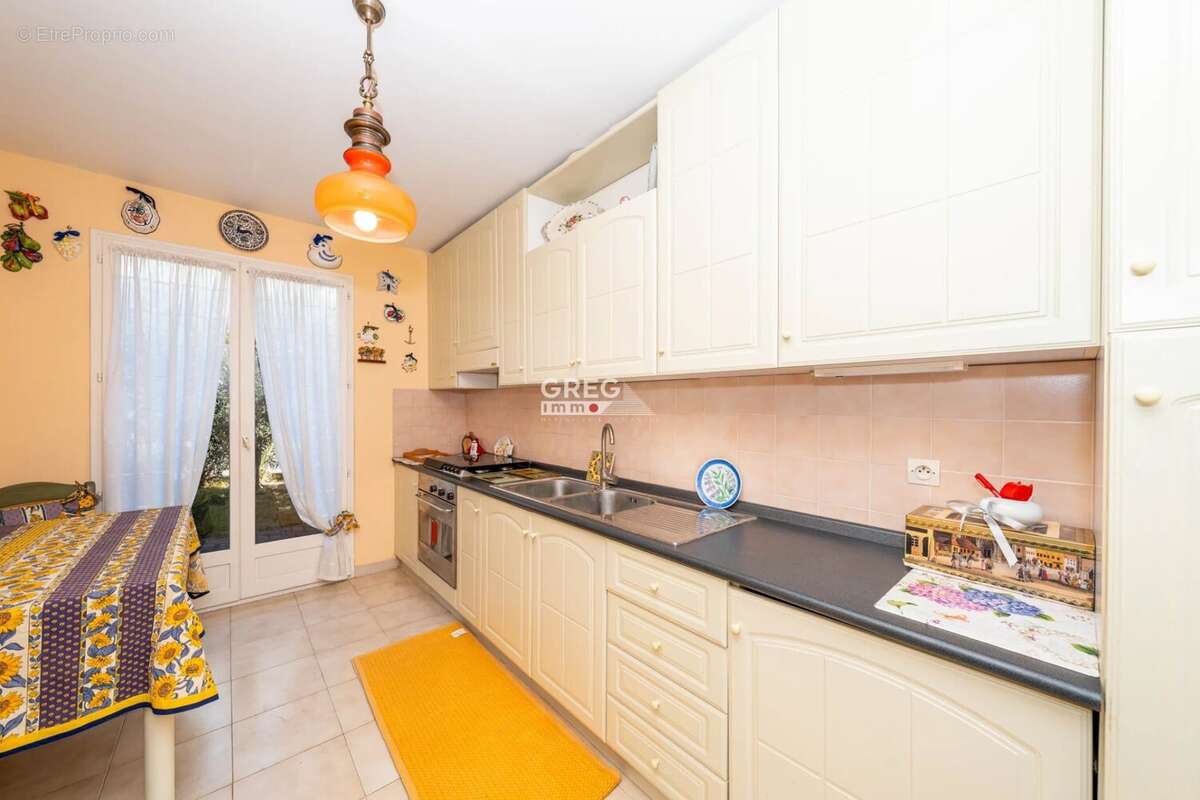 Maison à VILLENEUVE-LOUBET