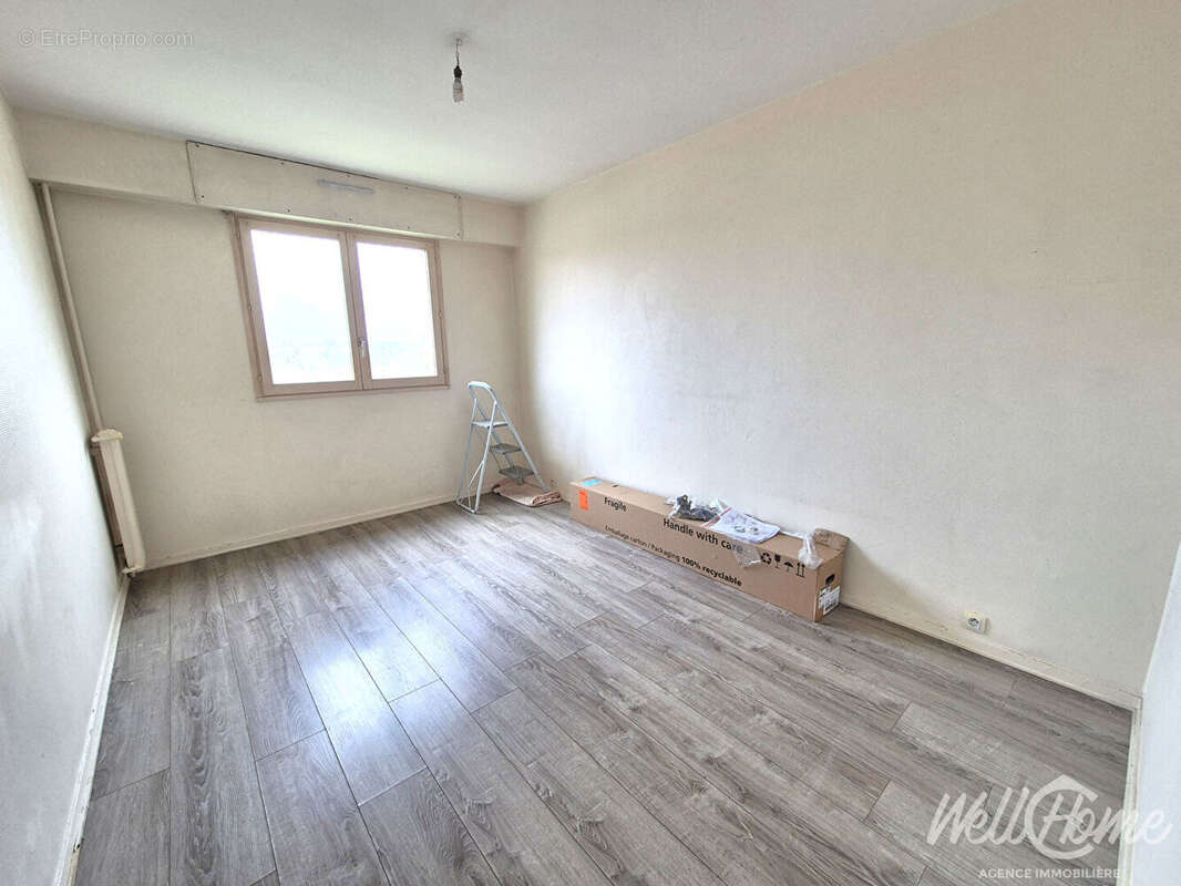 Appartement à SAINT-OUEN-L'AUMONE