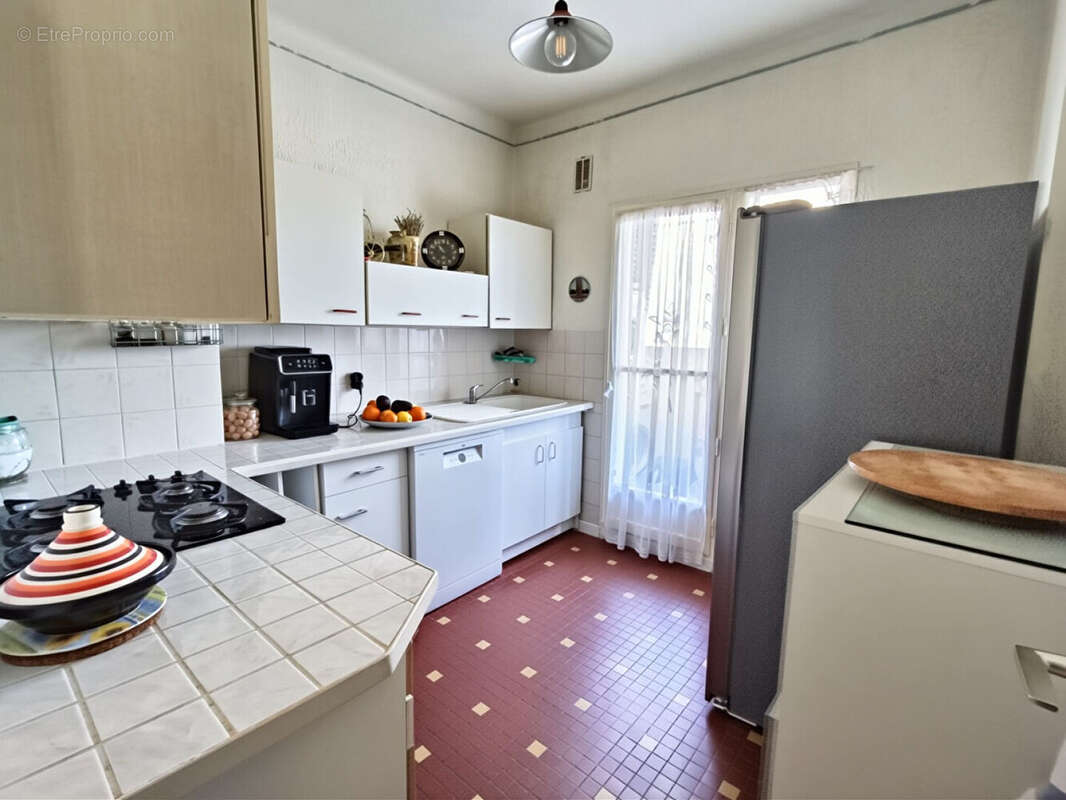Appartement à MARSEILLE-11E