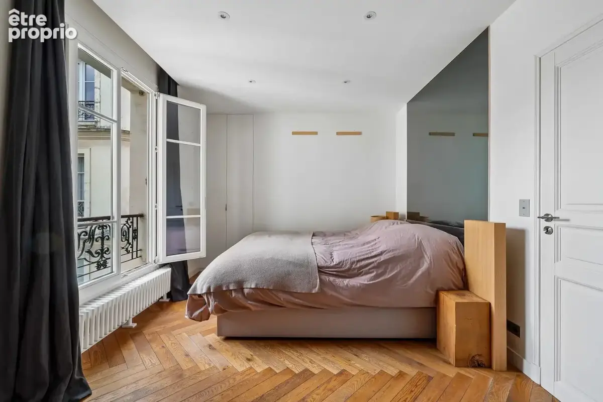 Paris 4 - Rue du Trésor - Superbe appartement de 5P - 3CH - 121 m2 avec cave - photo 10