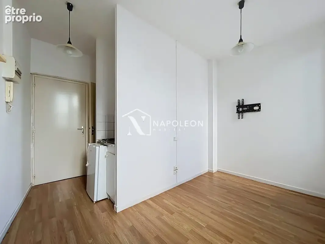 Appartement 48 m² à vendre à Valenciennes (59300) - photo 2