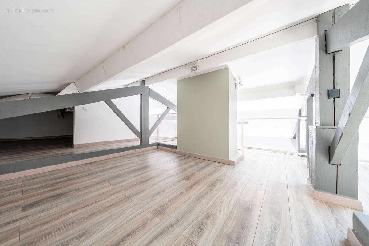 Maison à VILLENEUVE-LOUBET