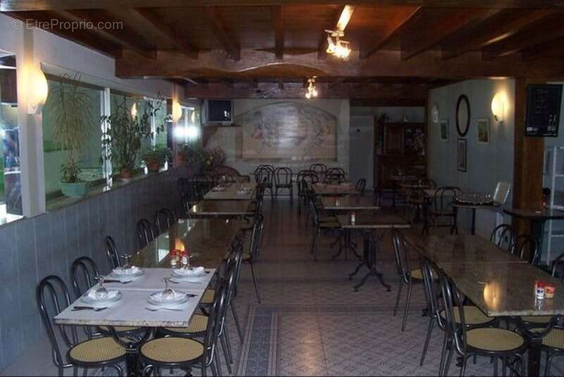 Dpt Pyrénées Atlantiques (64), à vendre PONTACQ Bar restaurant et Squach et Trinquet - photo 8