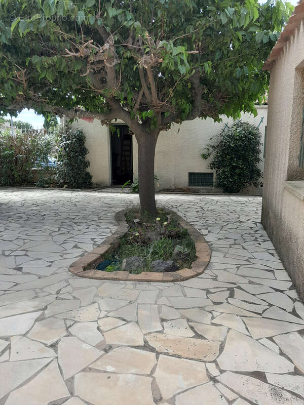 Maison à BESSAN