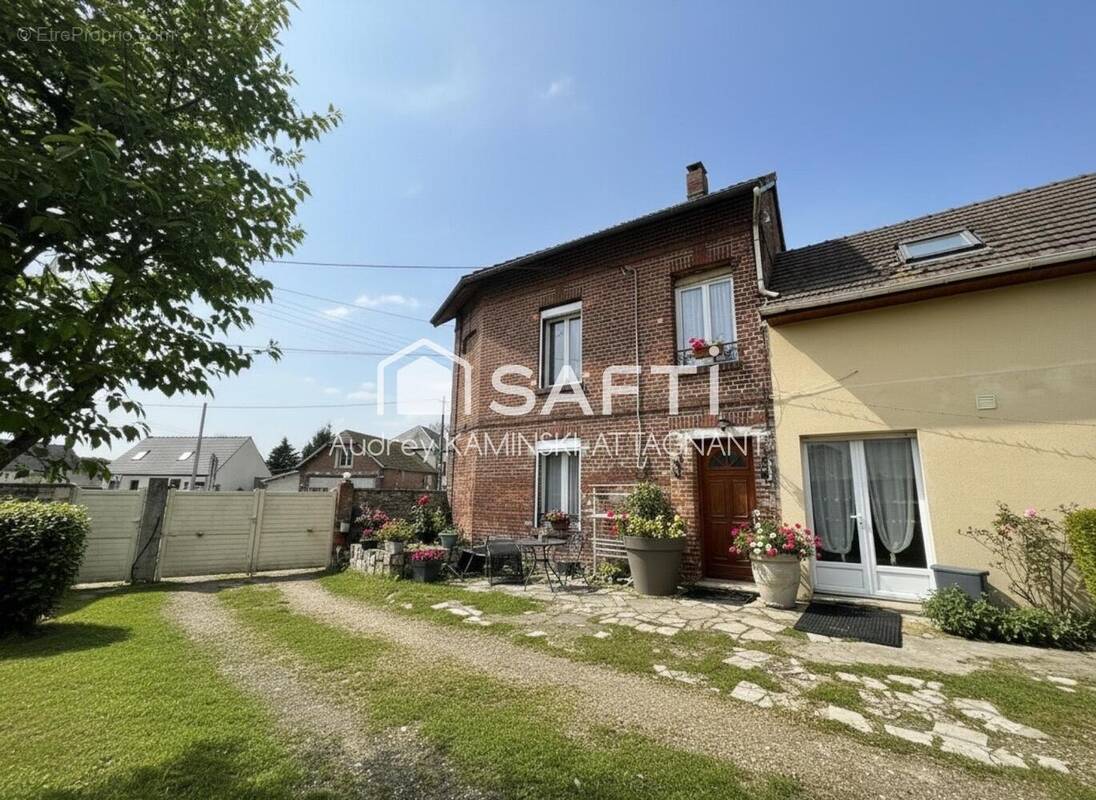 Photo 1 - Maison à SAINTE-GENEVIEVE