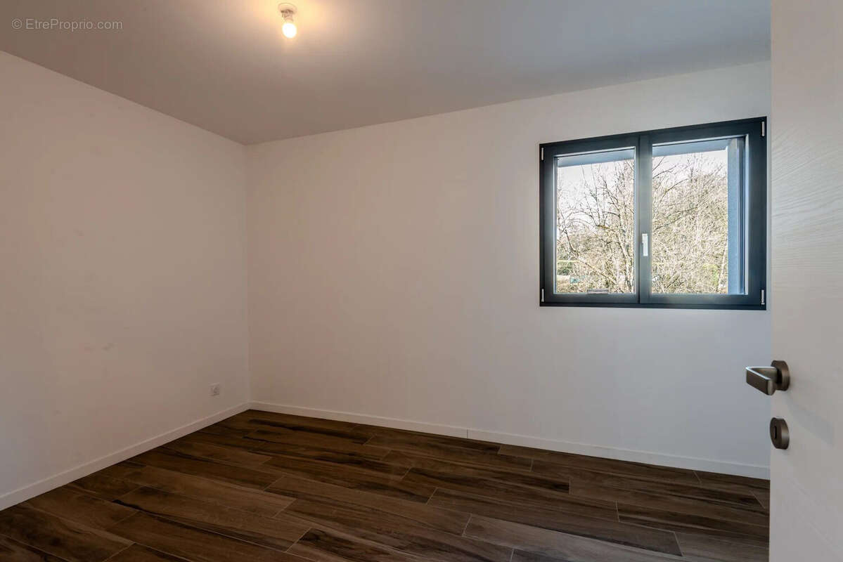 Appartement à NEUVECELLE