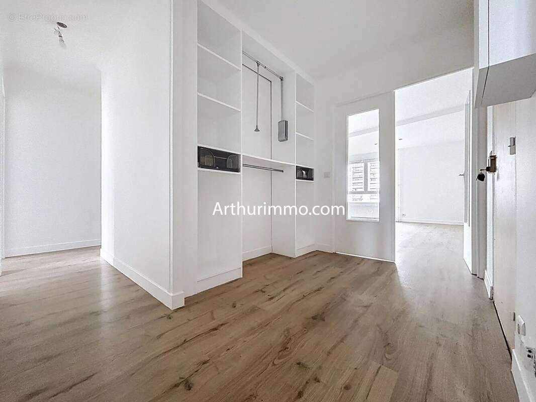 Appartement à BOISSY-SAINT-LEGER