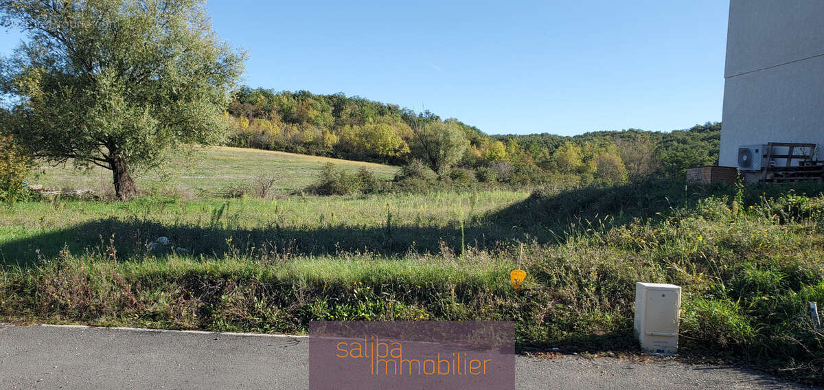 Terrain à LE SEQUESTRE