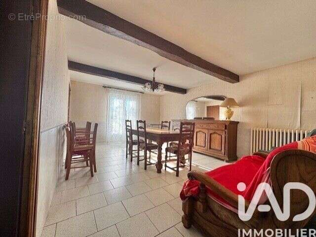 Photo 8 - Maison à MONTANS