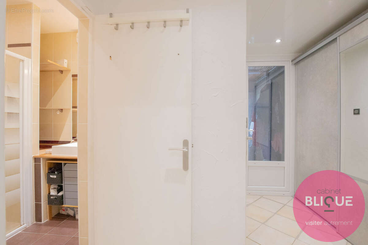 Maison à THEZEY-SAINT-MARTIN