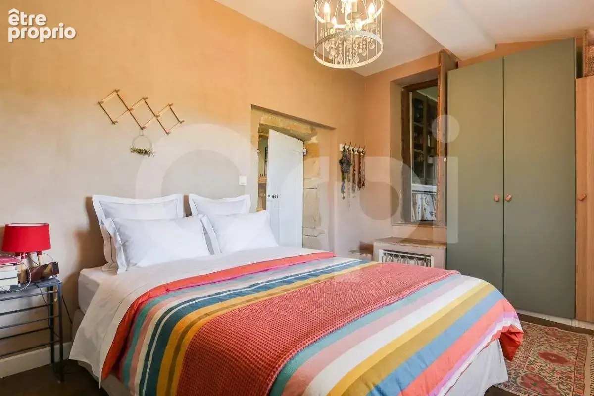 Ouest Lyonnais - Maison pleine de personnalité avec piscine – 169 m² - photo 9