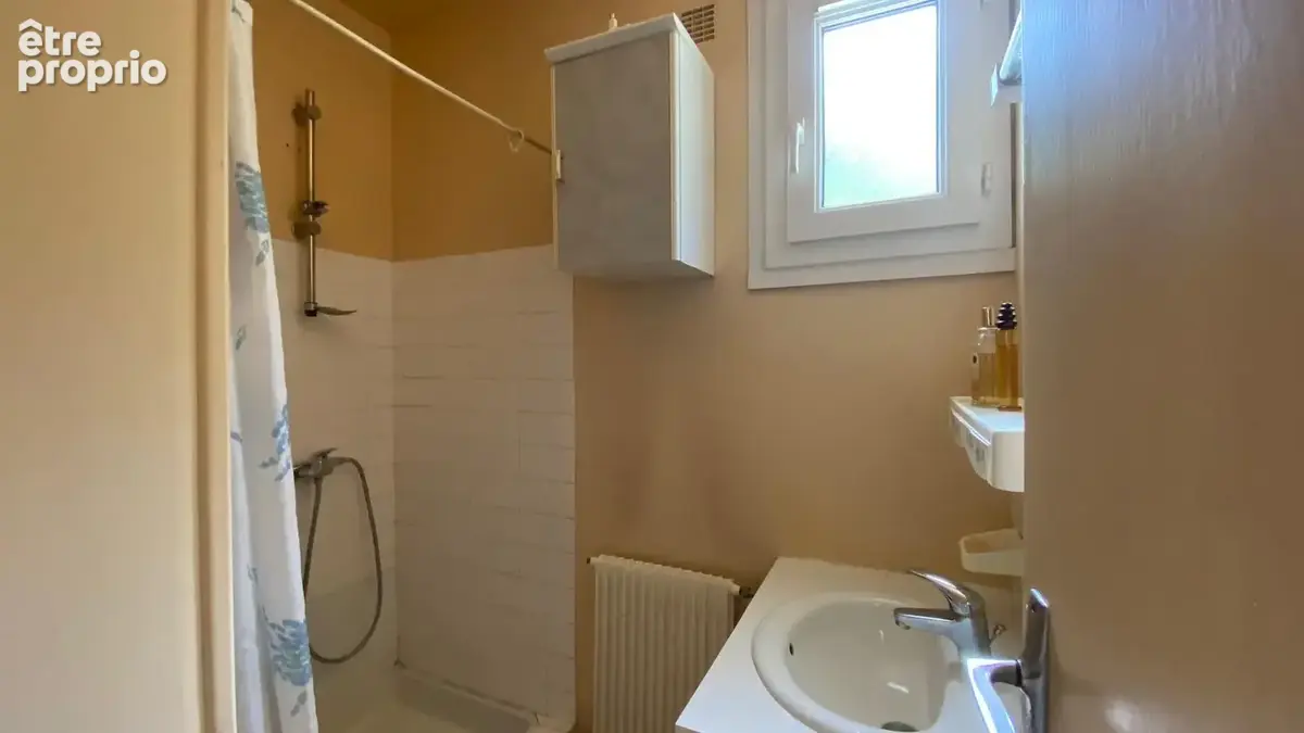 Maison lumineuse avec dépendance et terrain clos dans un cadre verdoyant   Montrichard - photo 8