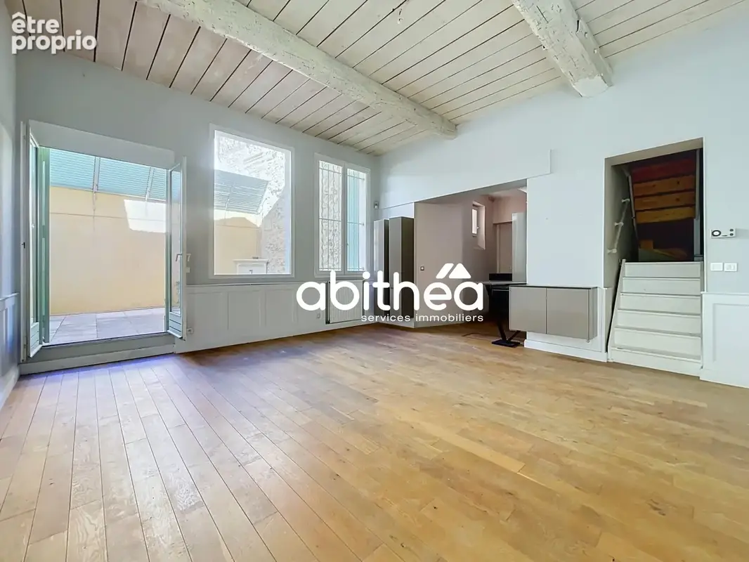 Maison de caractère 260 m2 avec terrasse et garage   Centre historique de Béziers - photo 3