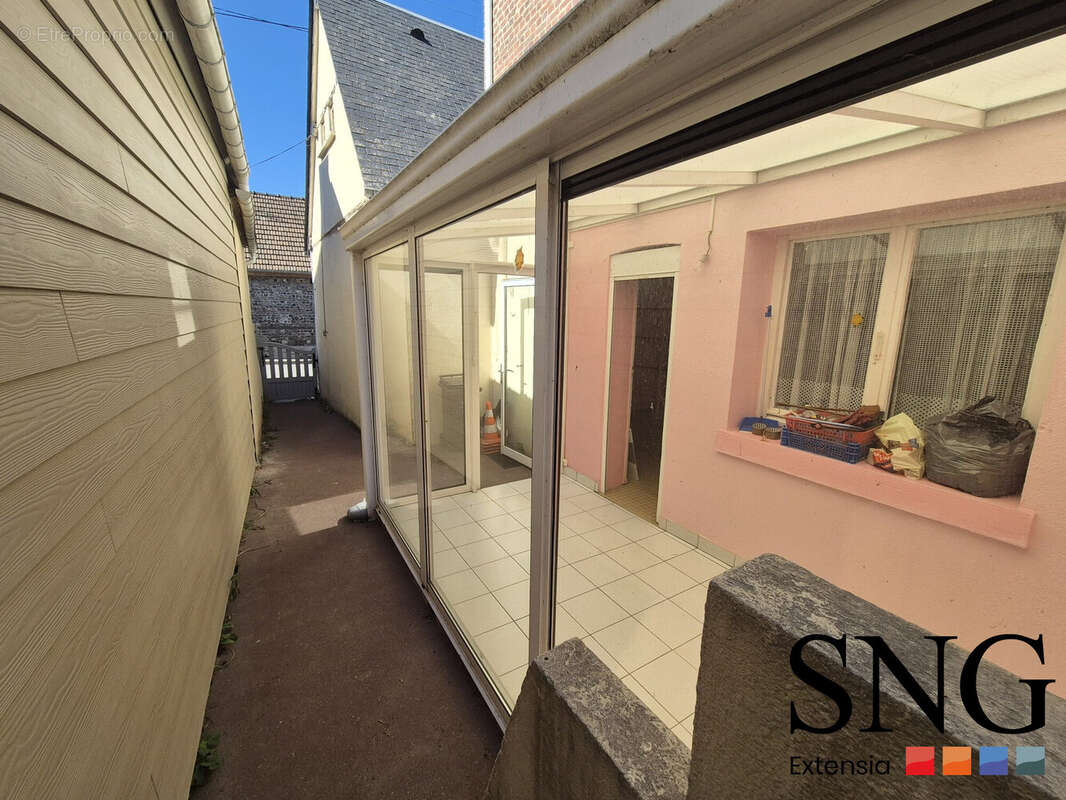Maison 91 m² à Greges  - photo 8