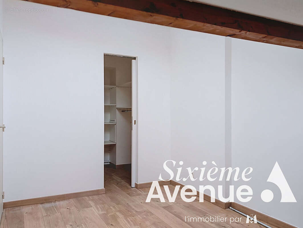 Appartement à SAINT-FONS