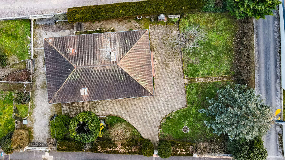 Maison à MARSANNAY-LA-COTE