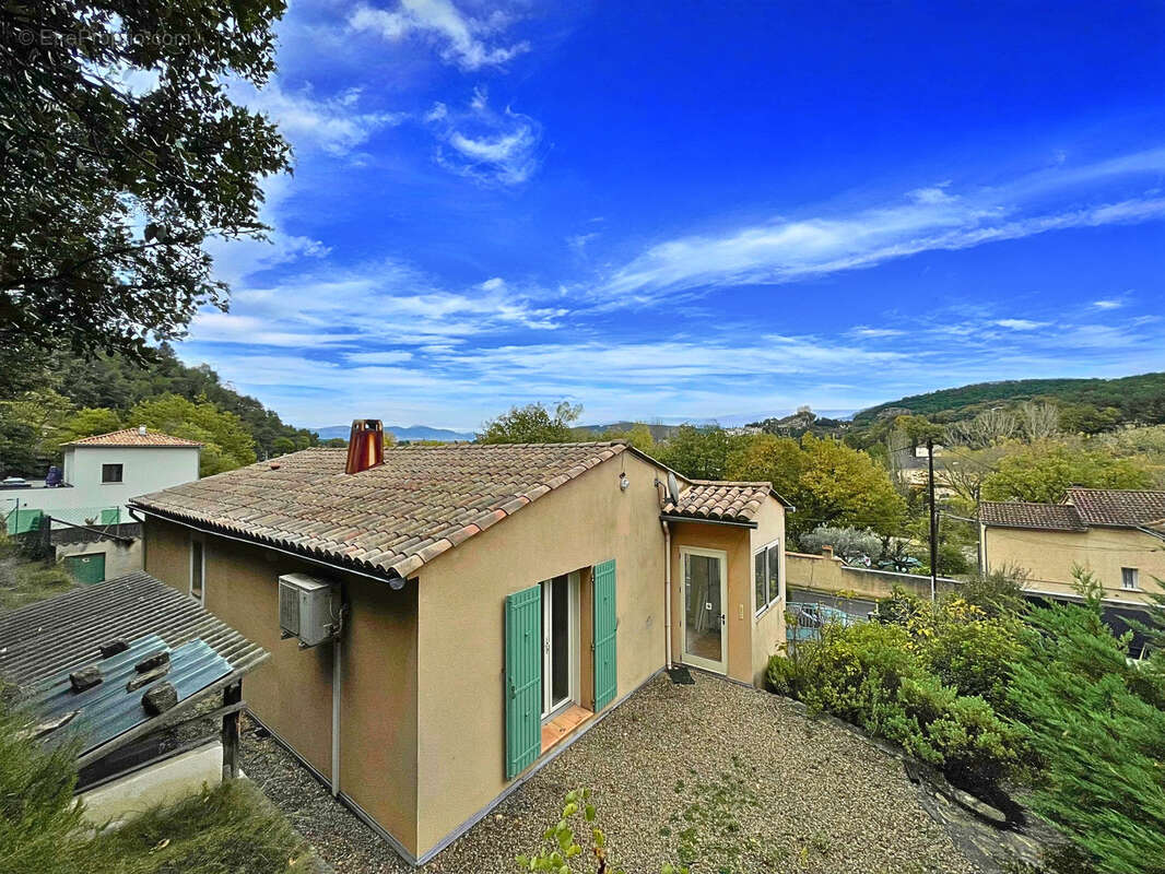 Vaison la romaine - maison proche centre avec terrain de 1203 m2 - photo 4