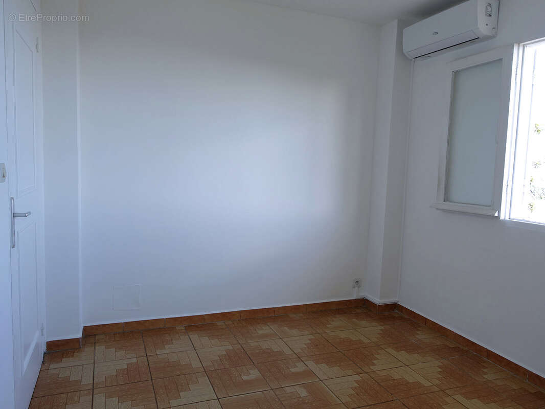 Maison à SAINT-DENIS