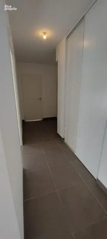30.GARD.NIMES. Appartement de standing de 69 m² avec terrasse de 46 m² et double garage dans résidence hautement sécurisée - photo 9