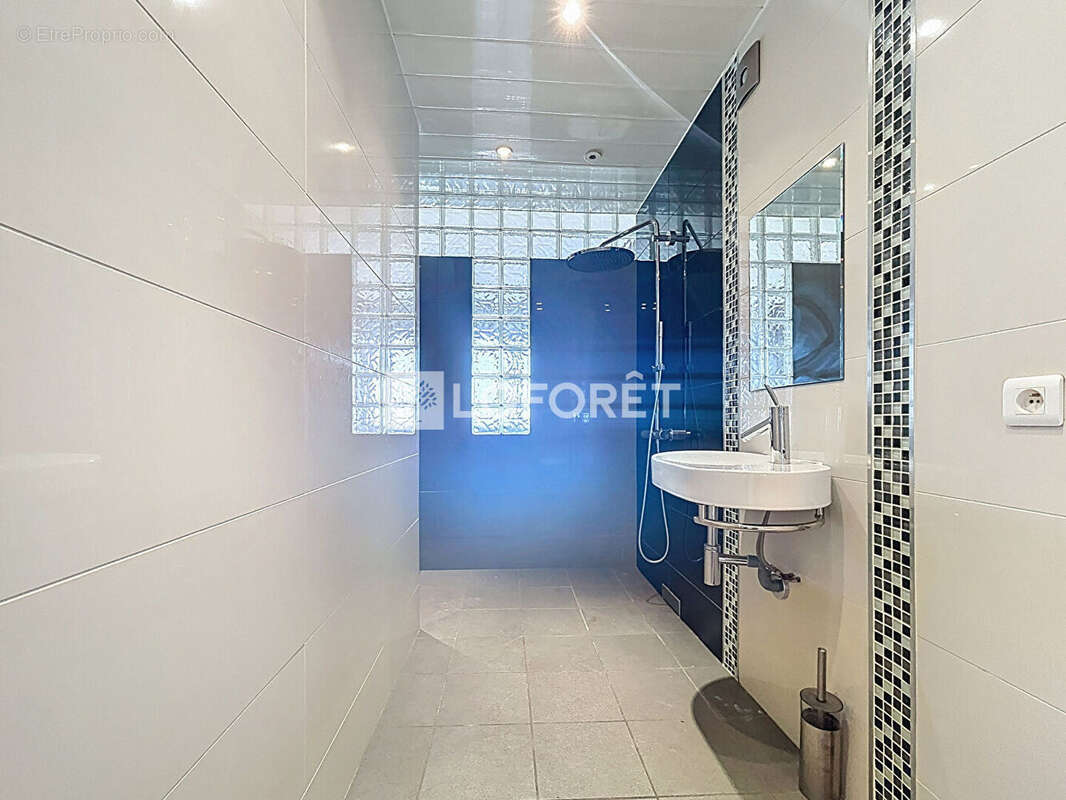 Appartement à CHENNEVIERES-SUR-MARNE