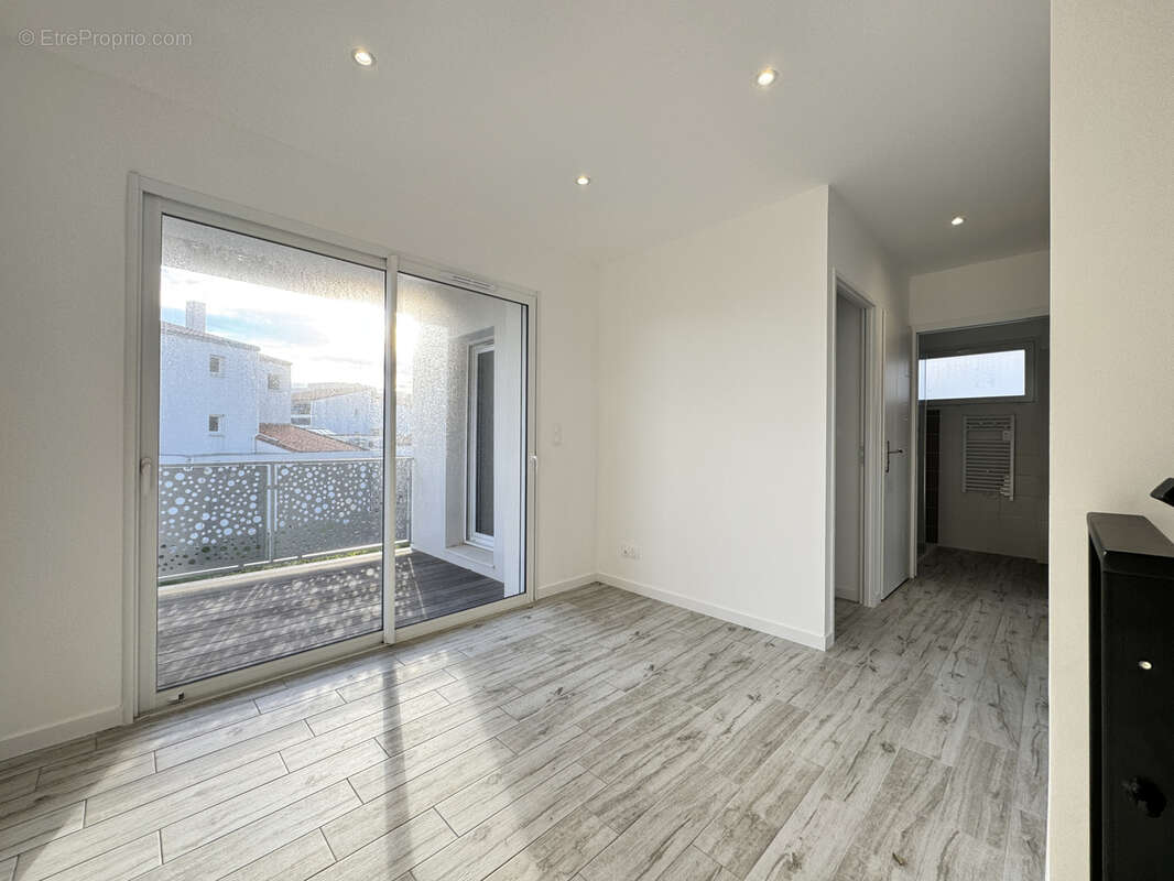 Maison à SAINT-GEORGES-DE-DIDONNE