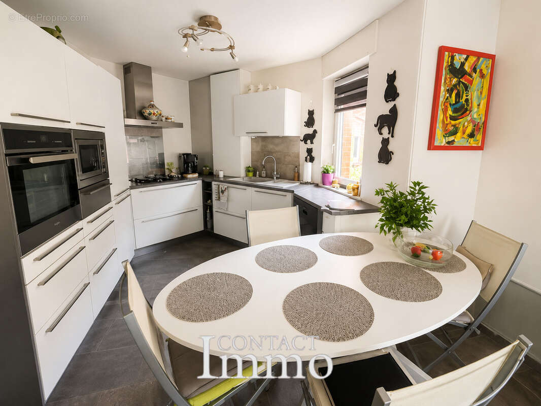 COLMAR centre ,secteur Theatre,, T4,112m2 - photo 3