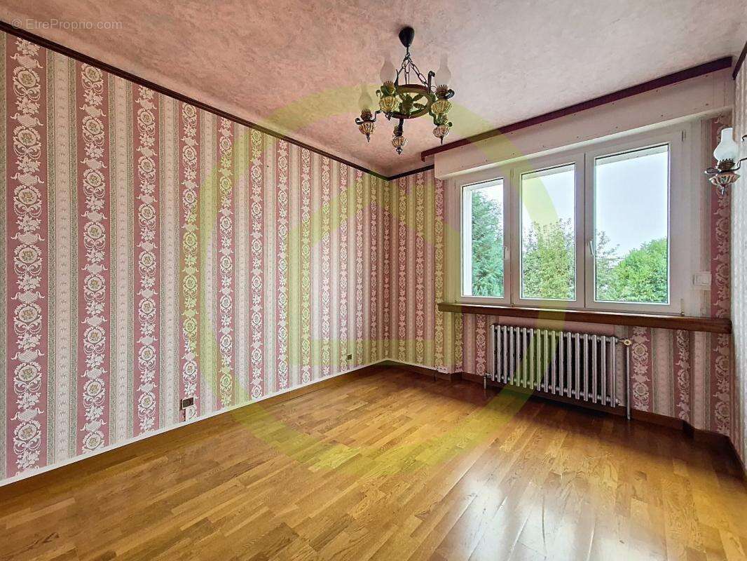 Maison à LEXY
