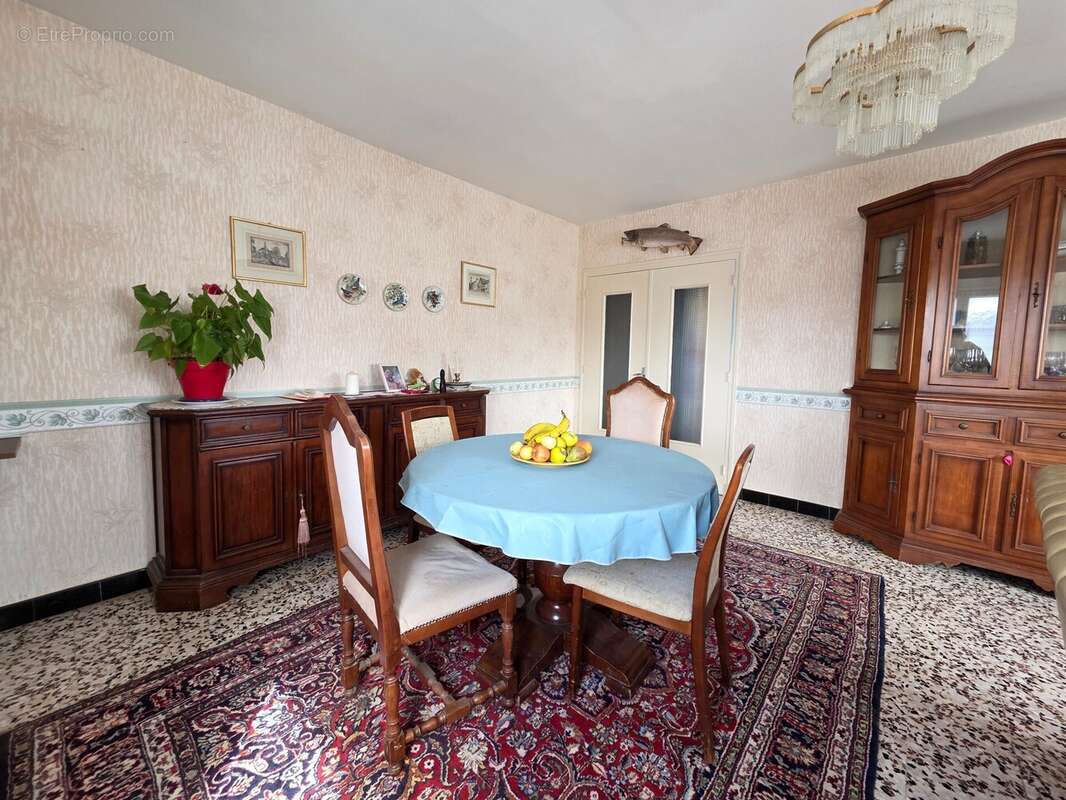 Maison à SAINT-ETIENNE-EN-BRESSE