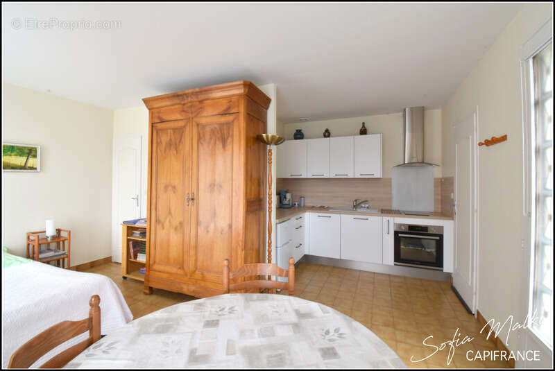Maison à CHASSIGNOLLES